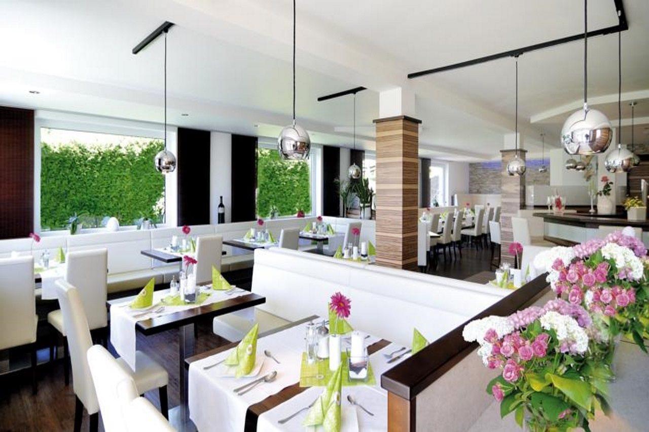 Bruderhofer Hotel อัลท์มุนสเตอร์ ภายนอก รูปภาพ
