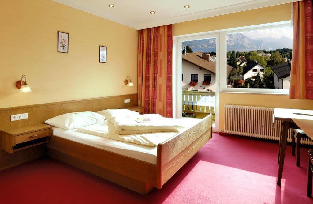 Bruderhofer Hotel อัลท์มุนสเตอร์ ภายนอก รูปภาพ