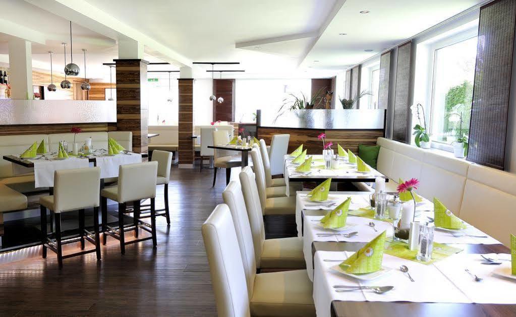 Bruderhofer Hotel อัลท์มุนสเตอร์ ภายนอก รูปภาพ